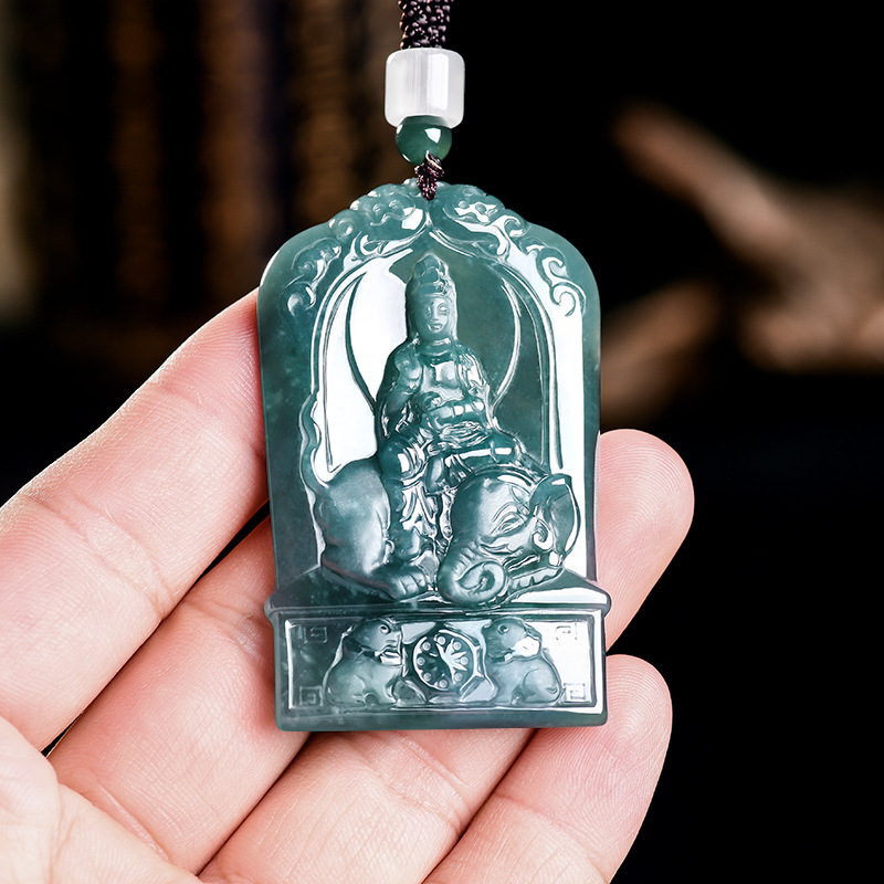 Jewelry & Watches Ltd - Naturalny Birmanski Jadeit Guanyin Wisiorek Naszyjnik