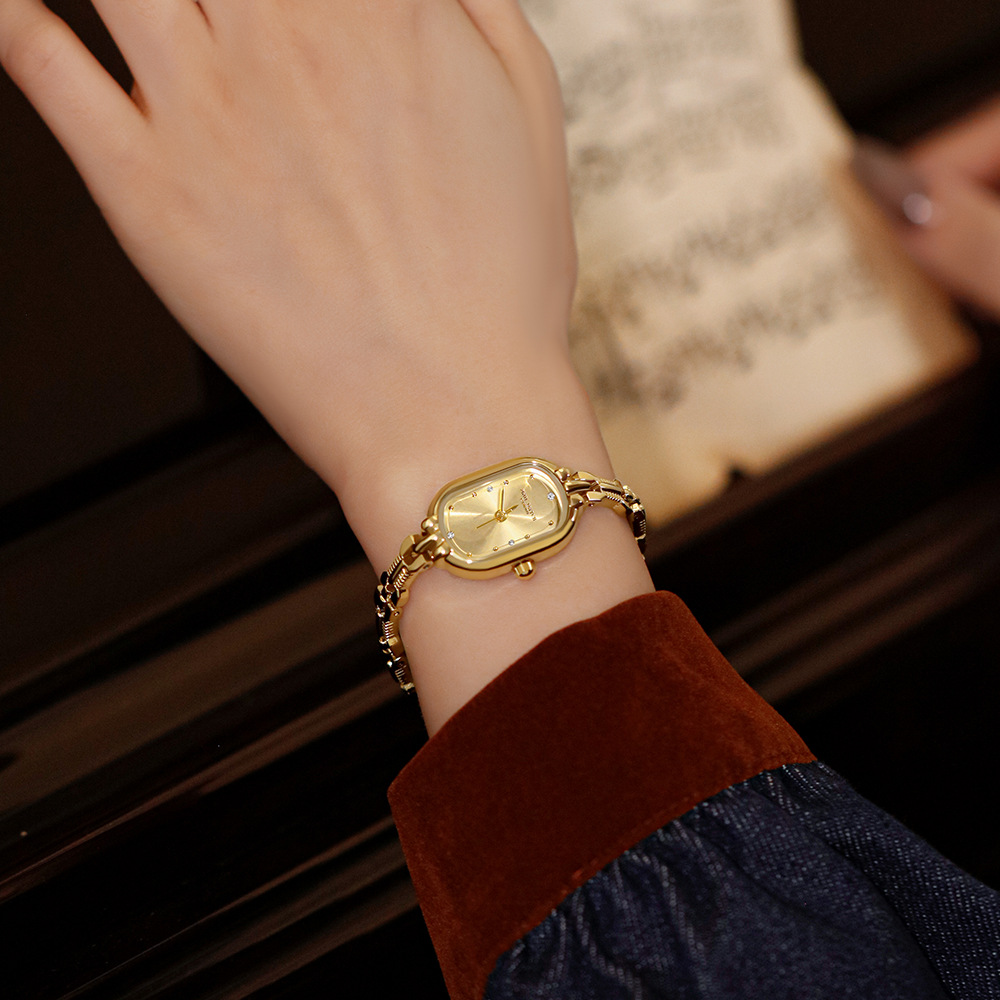 Zegarek na bransolecie w stylu – Jewelry Watches Luxury recenzja i cena