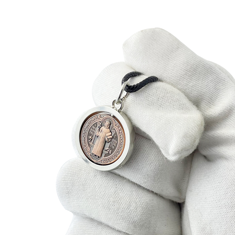 Nowy Medalik Świętego Benedykt – Jewelry & Watches Ltd recenzja i cena