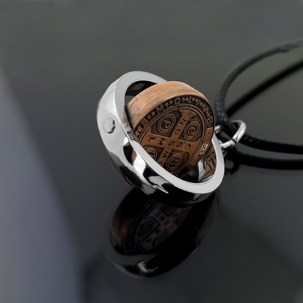 Nowy Medalik Świętego Benedykt – Jewelry & Watches Ltd recenzja i cena